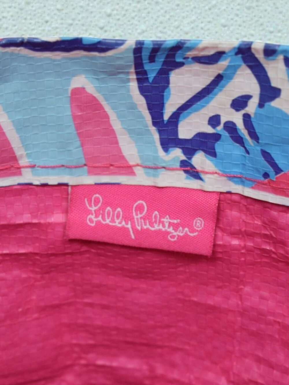 LILLY PULITZER SHE SELLS MARKET TOTE - Picture 8 of 11